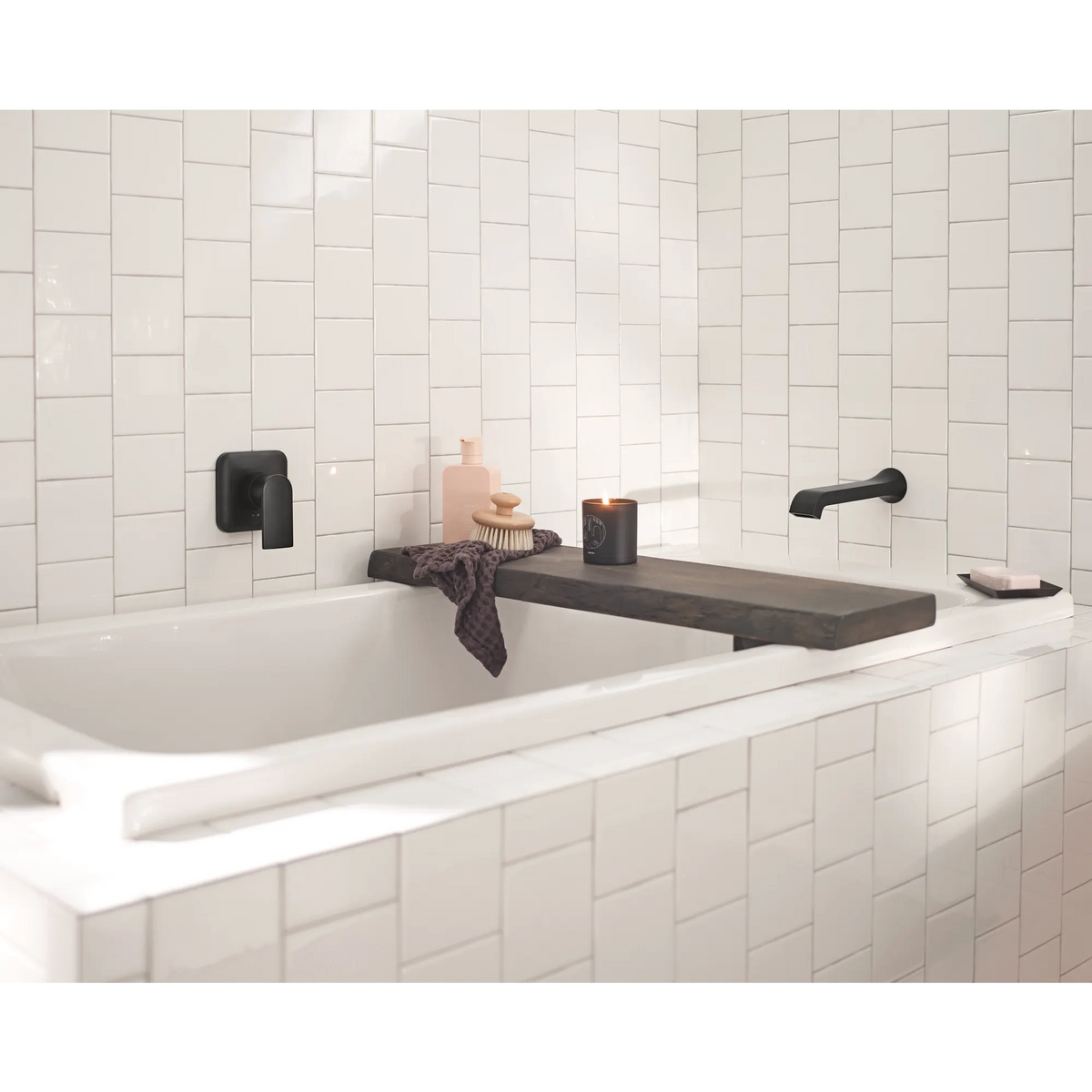 Moen Genta LX Single-Handle Non-Diverter Wall-Mount Tub Filler WT901 in Matte Black (WT901BL) - view 2