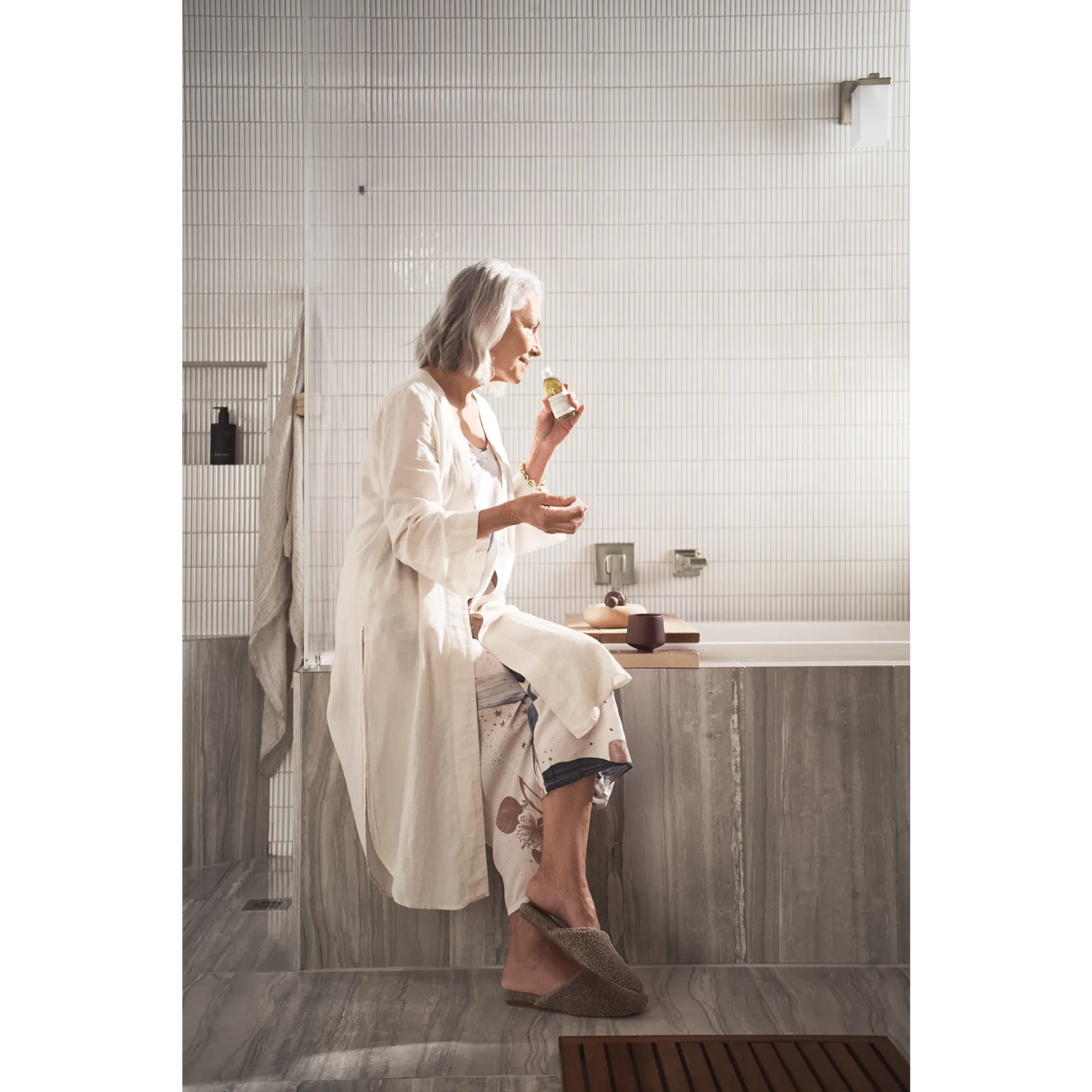 Moen 90 Degree Single-Handle Non-Diverter Wall-Mount Tub Filler WTS911 in Brushed Nickel (WTS911BN) - view 12