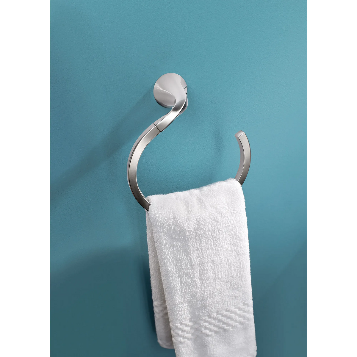 Moen Oxby Towel Ring Y1286 in Brushed Nickel (Y1286BN) - view 5