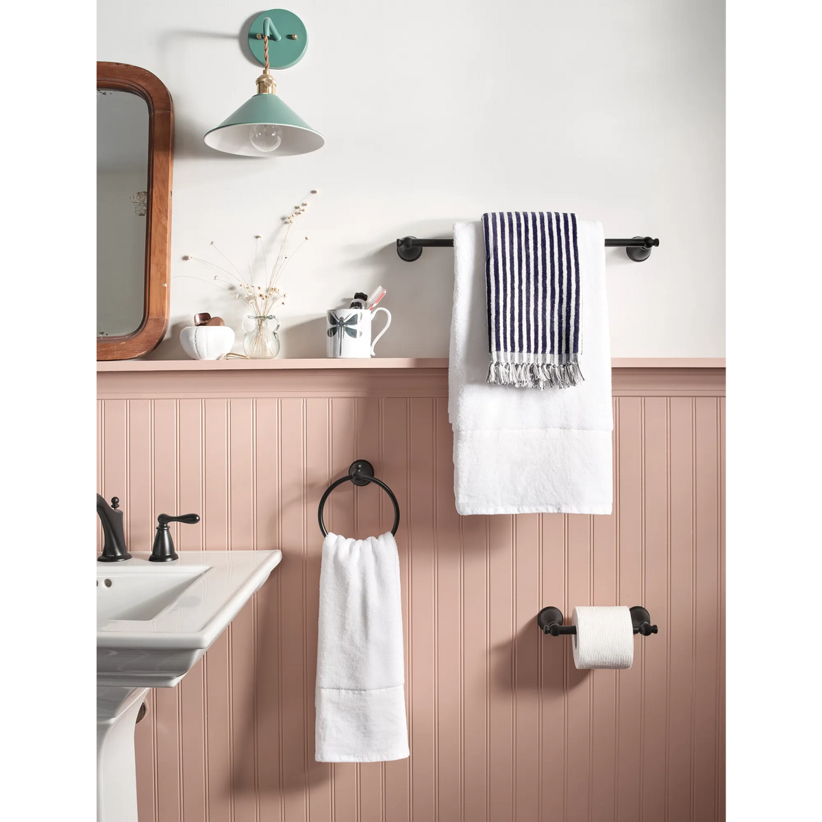 Moen Caldwell 3 Pc Kit: Pivoting Paper Holder, Towel Bar and Towel Ring Y3193 in Matte Black (Y3193BL) - view 2