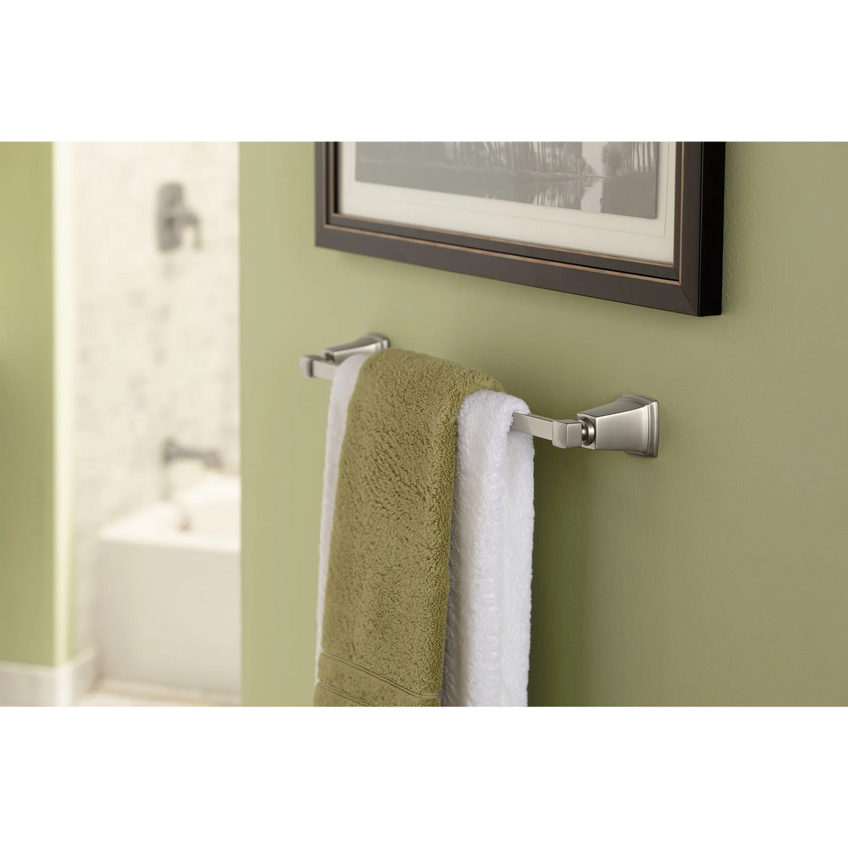 Moen Boardwalk 18" Towel Bar Y3218 in Brushed Nickel (Y3218BN) - view 5