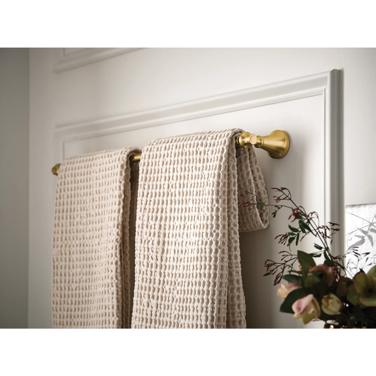 Moen Colinet Towel Bar YB0524 in Brushed Nickel (YB0524BN) - view 6