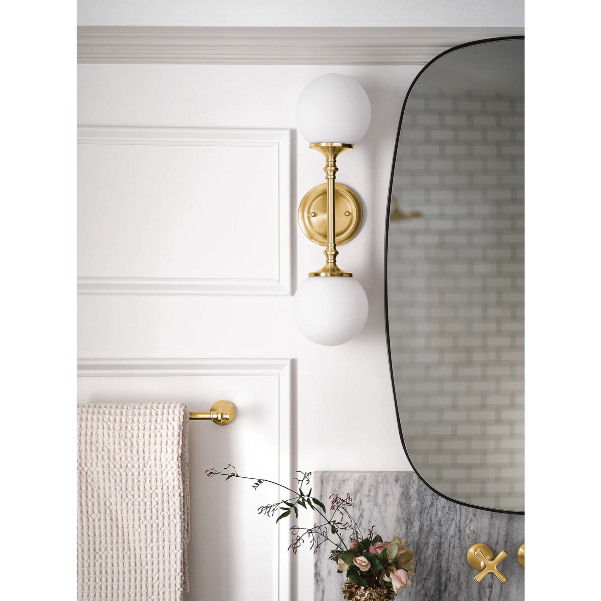 Moen Colinet Towel Bar YB0524 in Brushed Gold (YB0524BG) - view 2
