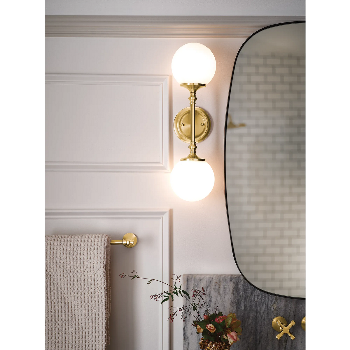 Moen Colinet Towel Bar YB0524 in Brushed Gold (YB0524BG) - view 3