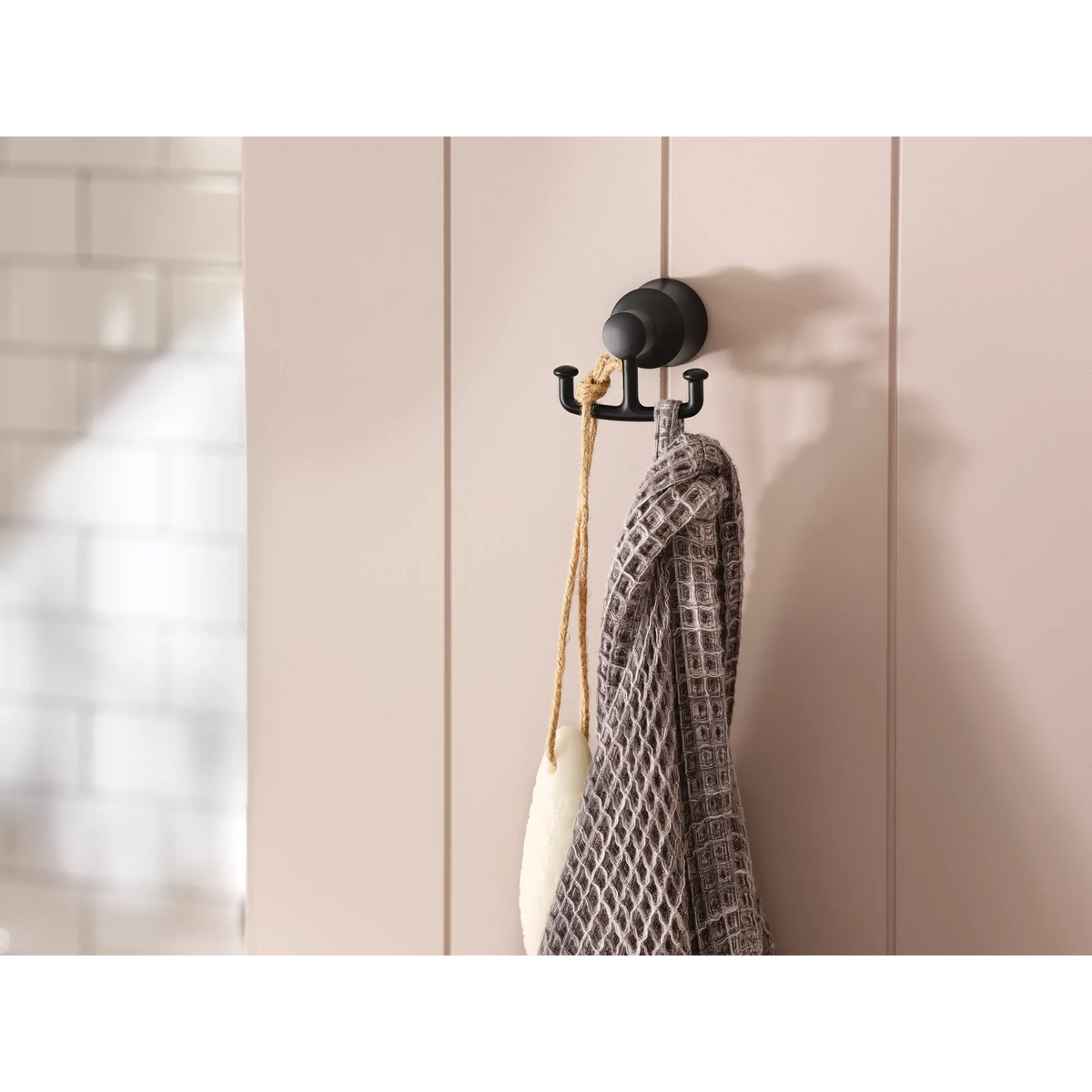 Moen Dartmoor Double Robe Hook YB2103 in Matte Black (YB2103BL) - view 2
