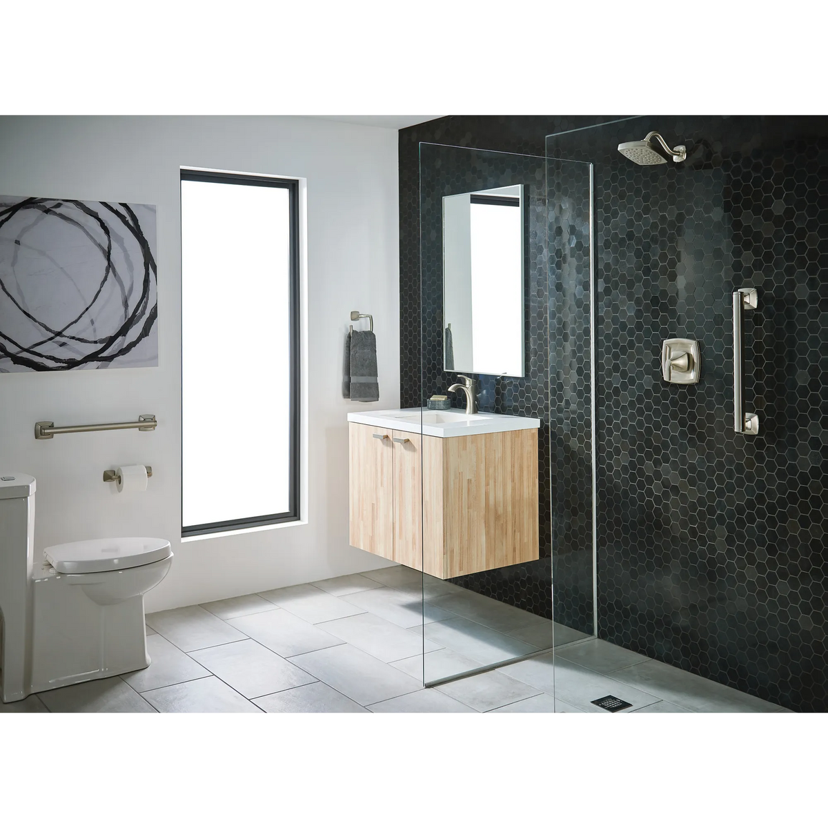 Moen Voss 18" Designer Grab Bar YG5118 in Oil Rubbed Bronze (YG5118ORB) - view 4
